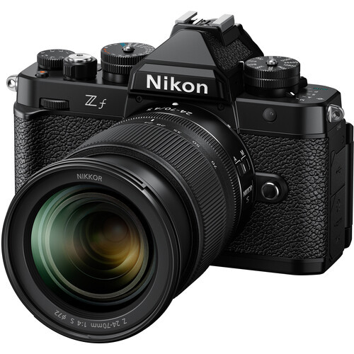 Nikon Z f Kit mit Z 24-70mm f/4 S Objektiv