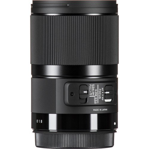 Sigma 70mm f/2.8 DG Macro Art Objektiv für Leica L - Frontansicht